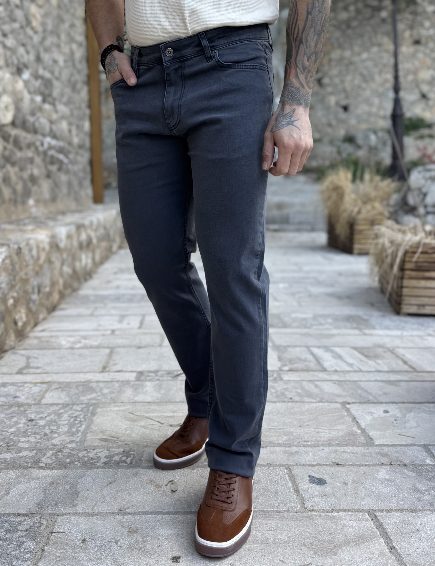 Ανδρικό γκρι τζιν ελαστικό σε ίσια γραμμή με φερμουάρ LC16575